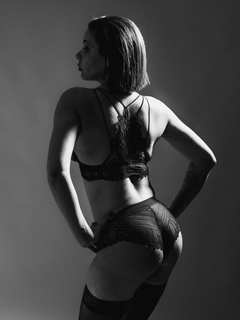Bienfaits émotionnels d'une séance photo boudoir